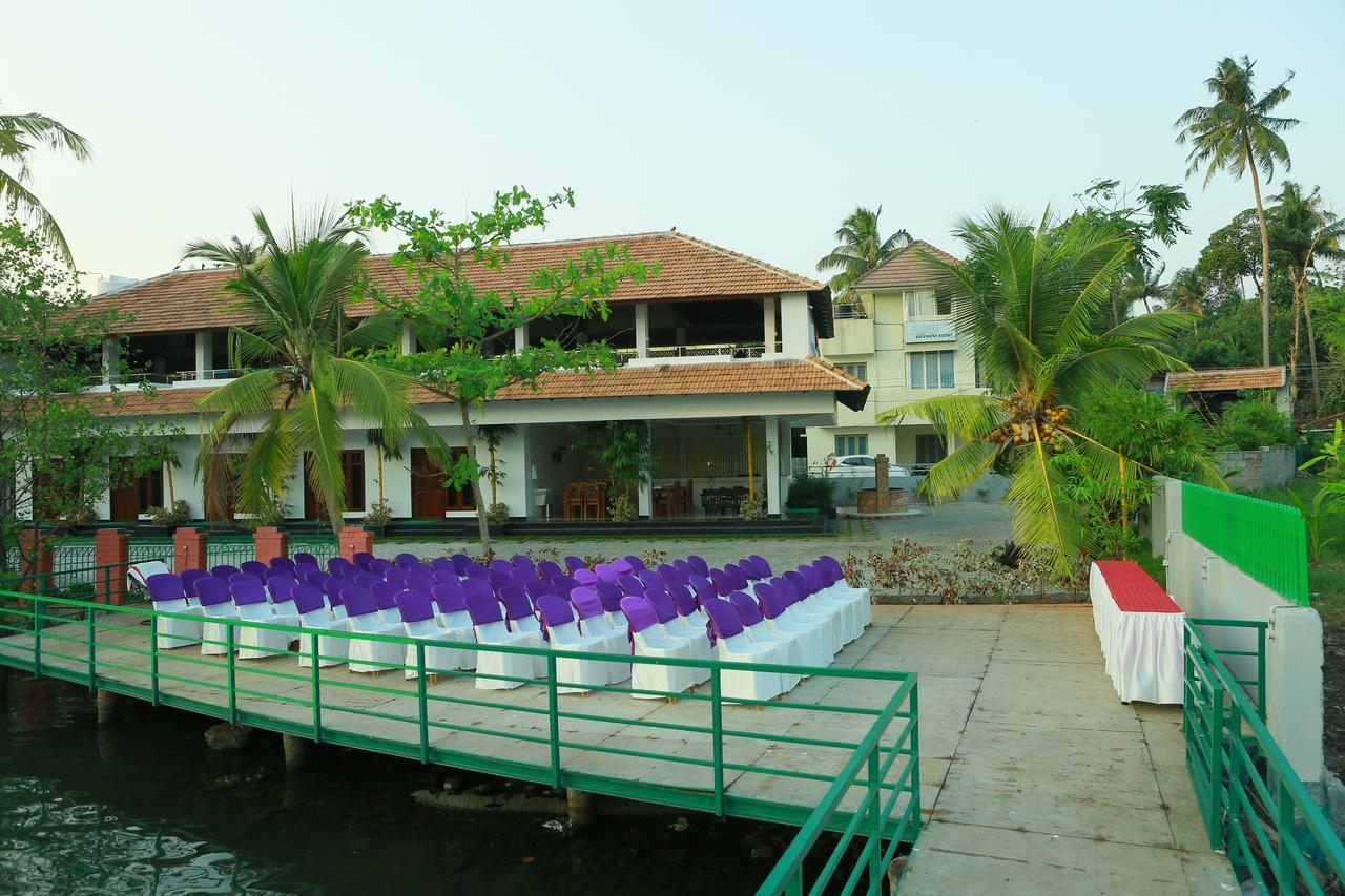 Global Backwater Resort Kollam Dış mekan fotoğraf