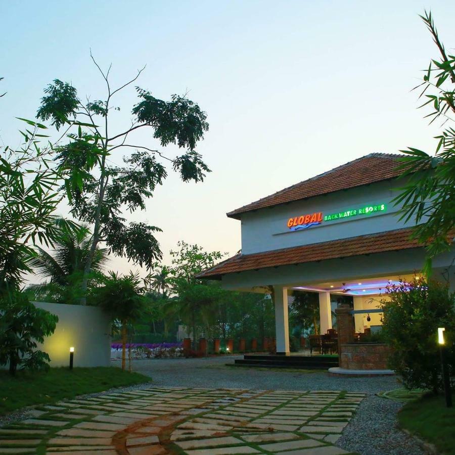 Global Backwater Resort Kollam Dış mekan fotoğraf
